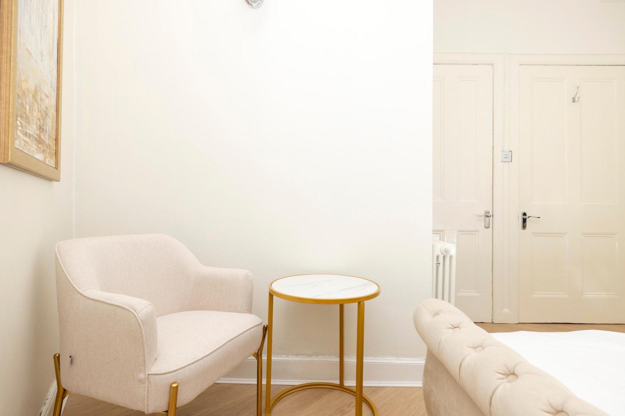 דירות אדינבורו Joivy Modern Flat In City Centre - For Up To 3 Guests מראה חיצוני תמונה