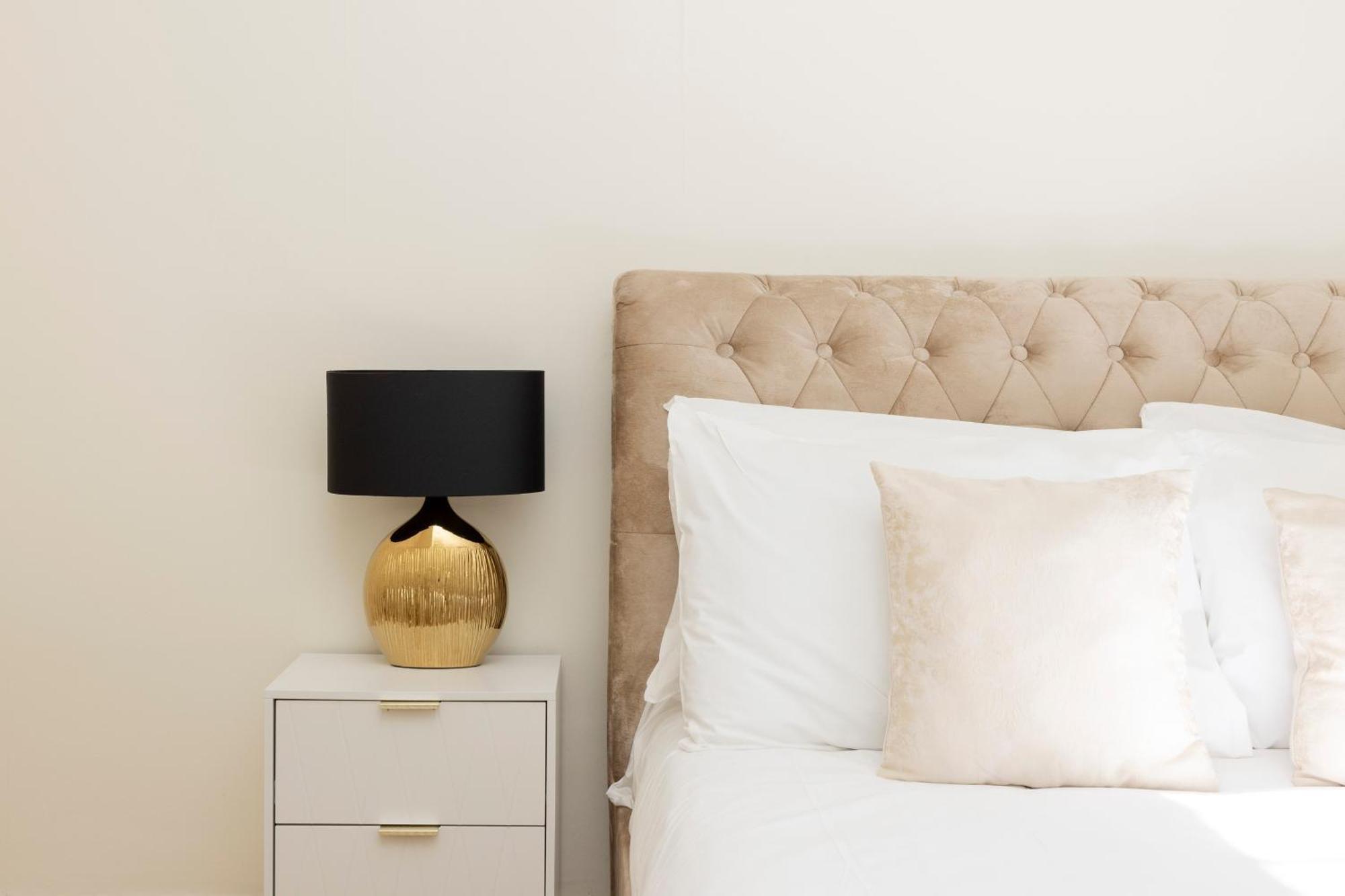 דירות אדינבורו Joivy Modern Flat In City Centre - For Up To 3 Guests מראה חיצוני תמונה