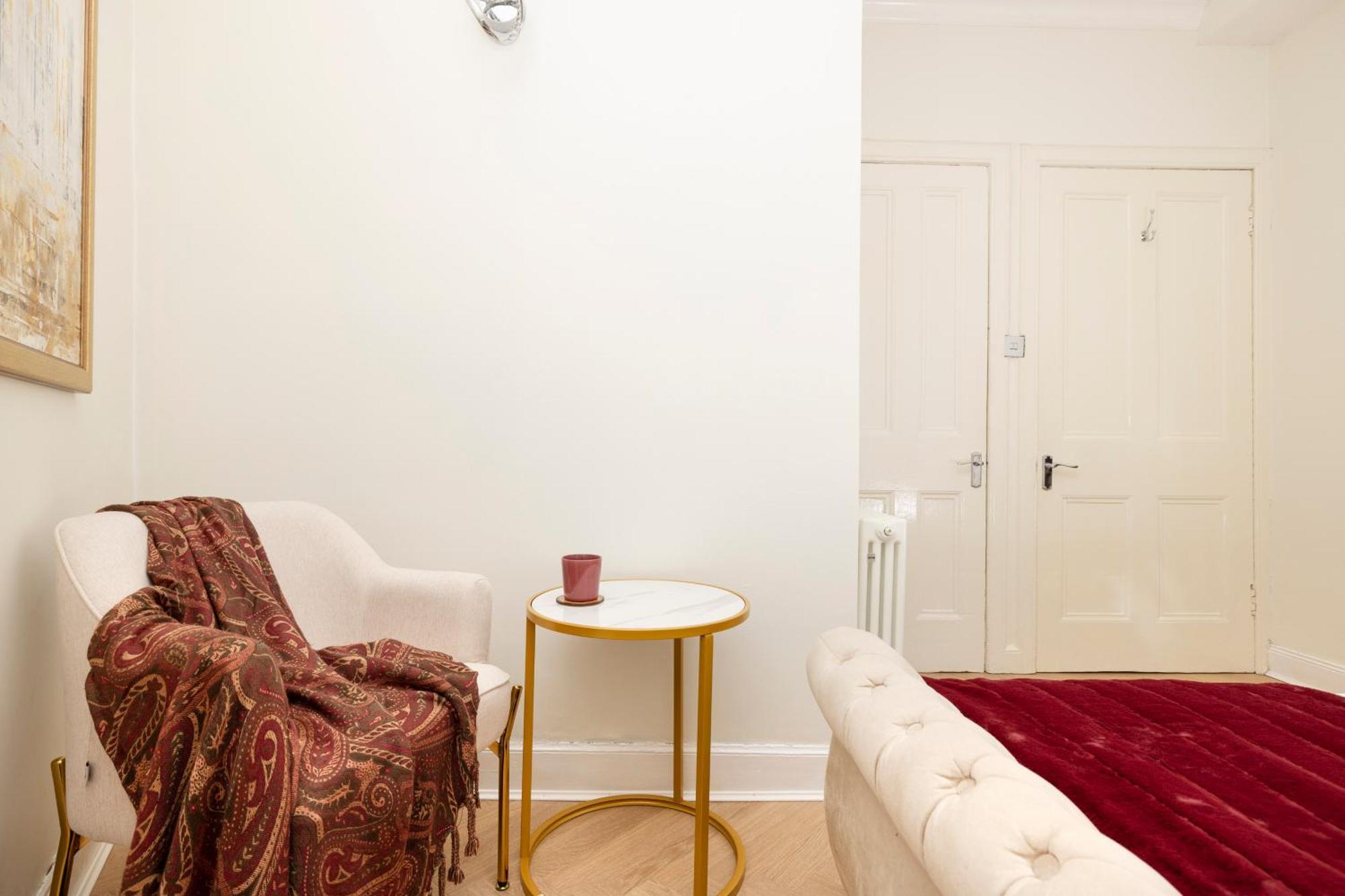 דירות אדינבורו Joivy Modern Flat In City Centre - For Up To 3 Guests מראה חיצוני תמונה